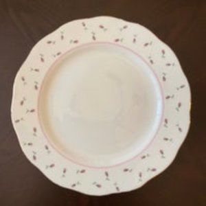 Royal Albert rose buds antique plate